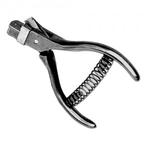 DFall Ear Notcher With Fixed Depth Gauge